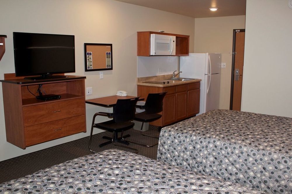 Suburban Studios Watford City Rom bilde